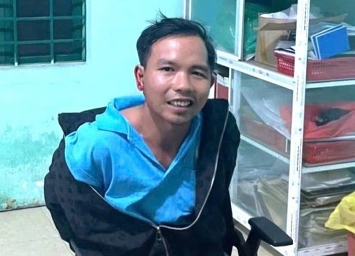 Bắt khẩn cấp đối tượng chém cha mẹ thương vong缩略图 Bắt khẩn cấp đối tượng chém cha mẹ thương vong缩略图