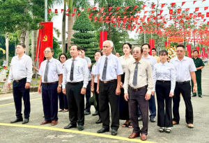 Đoàn Luật sư TP. Đồng Nai dâng hương tri ân và tưởng nhớ các Anh hùng liệt sĩ缩略图